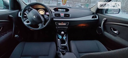 Renault Megane 2010  випуску Київ з двигуном 0 л дизель хэтчбек механіка за 6100 долл. 