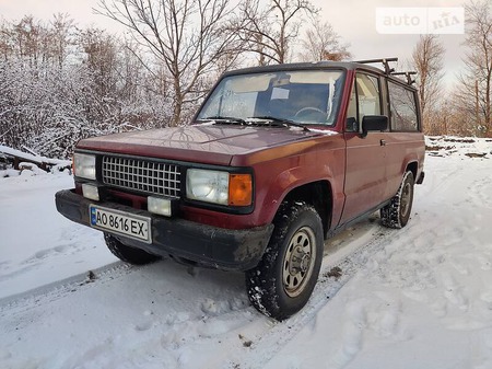 Isuzu Trooper 1988  випуску Ужгород з двигуном 2.6 л бензин позашляховик механіка за 4800 долл. 