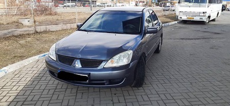 Mitsubishi Lancer 2006  випуску Львів з двигуном 1.6 л  седан механіка за 4500 долл. 