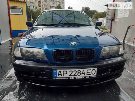 BMW 316 2001  випуску Запоріжжя з двигуном 1.9 л бензин седан механіка за 4000 долл. 