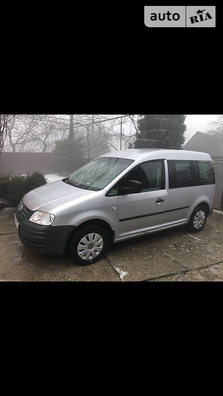 Volkswagen Caddy 2007  випуску Ужгород з двигуном 1.9 л дизель мінівен автомат за 7400 долл. 