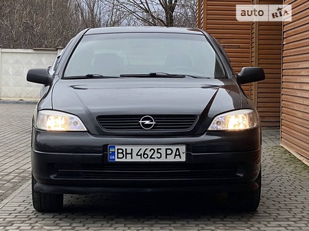 Opel Astra 2008  випуску Одеса з двигуном 1.4 л бензин седан механіка за 4100 долл. 