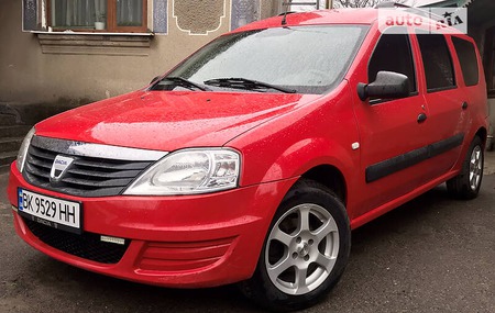 Dacia Logan MCV 2010  випуску Рівне з двигуном 1.6 л бензин універсал механіка за 4850 долл. 