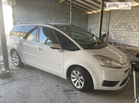 Citroen C4 Picasso 2010  випуску Житомир з двигуном 0 л  мінівен  за 5900 долл. 