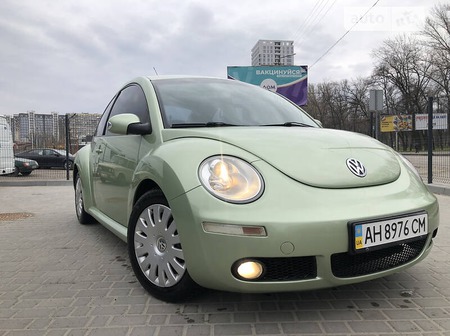 Volkswagen Beetle 2007  випуску Дніпро з двигуном 2 л бензин купе автомат за 6700 долл. 