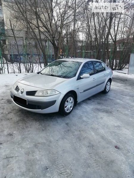 Renault Megane 2006  випуску Київ з двигуном 0 л бензин седан механіка за 4200 долл. 