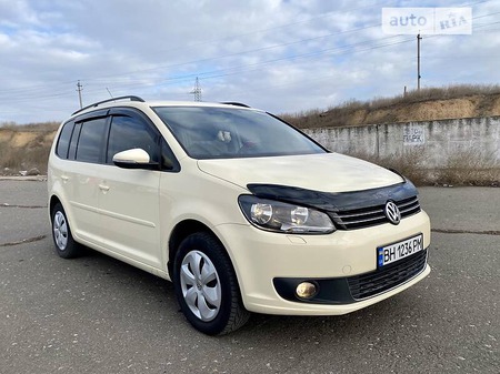 Volkswagen Touran 2012  випуску Одеса з двигуном 1.4 л  мінівен автомат за 8500 долл. 