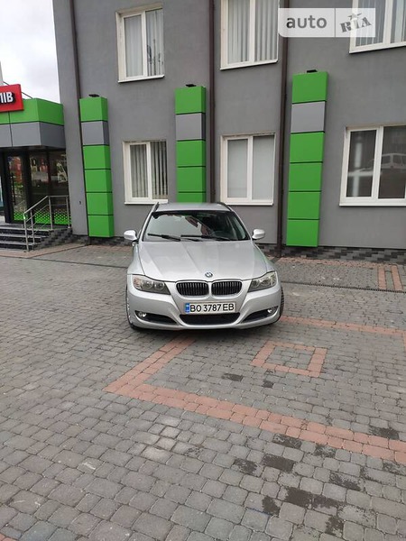 BMW 318 2012  випуску Тернопіль з двигуном 2 л дизель універсал автомат за 10150 долл. 