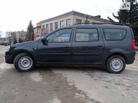 Dacia Logan 2009  випуску Хмельницький з двигуном 1.6 л  універсал механіка за 5900 долл. 