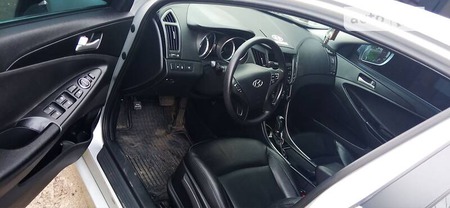 Hyundai Sonata 2011  випуску Миколаїв з двигуном 2 л газ седан автомат за 7000 долл. 