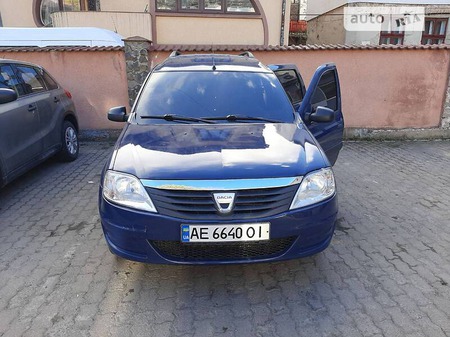 Dacia Logan 2009  випуску Івано-Франківськ з двигуном 1.6 л  універсал механіка за 4600 долл. 