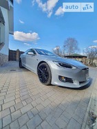 Tesla S 06.05.2022