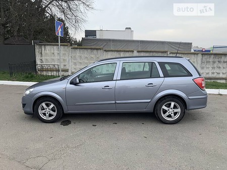 Opel Astra 2007  випуску Рівне з двигуном 0 л бензин універсал механіка за 5300 долл. 