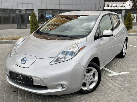 Nissan Leaf 2012  випуску Вінниця з двигуном 0 л електро хэтчбек автомат за 6799 долл. 