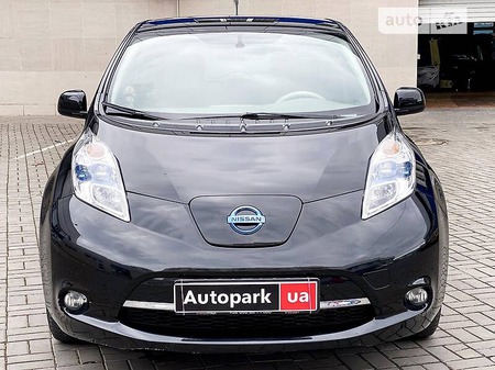 Nissan Leaf 2013  випуску Одеса з двигуном 0 л електро хэтчбек автомат за 8990 долл. 