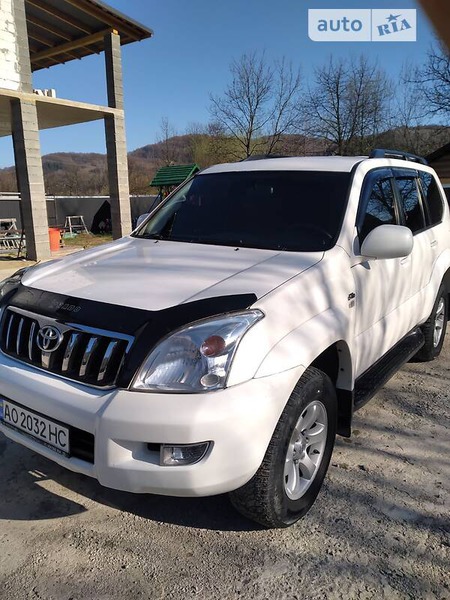 Toyota Land Cruiser Prado 2005  випуску Ужгород з двигуном 0 л дизель позашляховик автомат за 16300 долл. 