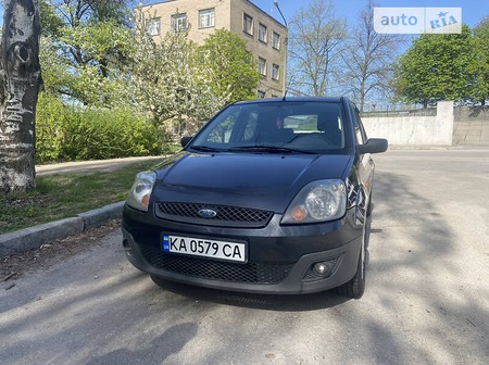 Ford Fiesta 2007  випуску Запоріжжя з двигуном 1.4 л бензин хэтчбек механіка за 4600 долл. 