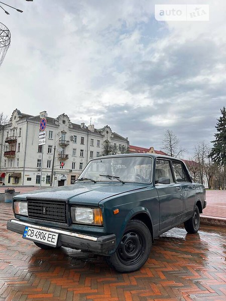 Lada 2107 2004  випуску Чернігів з двигуном 1.5 л бензин седан механіка за 1700 долл. 