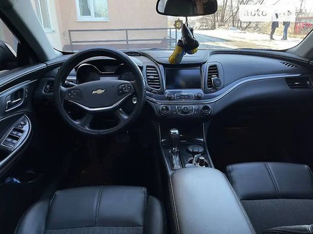 Chevrolet Impala 2017  випуску Івано-Франківськ з двигуном 2.5 л бензин седан автомат за 14500 долл. 