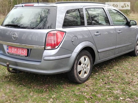 Opel Astra 2007  випуску Рівне з двигуном 1.6 л бензин універсал механіка за 4250 долл. 