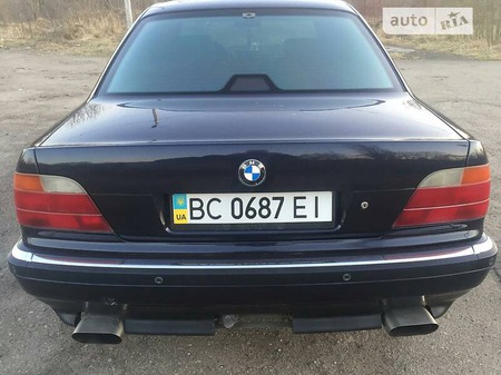 BMW 735 1998  випуску Львів з двигуном 3.5 л  седан автомат за 5600 долл. 