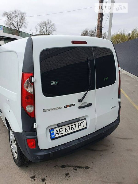 Renault Kangoo 2012  випуску Дніпро з двигуном 0 л дизель мінівен механіка за 4700 долл. 