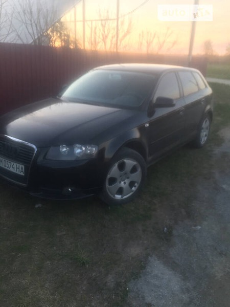 Audi A3 Sportback 2007  випуску Житомир з двигуном 2 л дизель хэтчбек механіка за 7700 долл. 