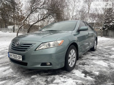 Toyota Camry 2006  випуску Донецьк з двигуном 2.4 л бензин седан механіка за 9350 долл. 