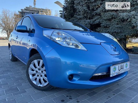 Nissan Leaf 2012  випуску Дніпро з двигуном 0 л електро хэтчбек автомат за 6500 долл. 