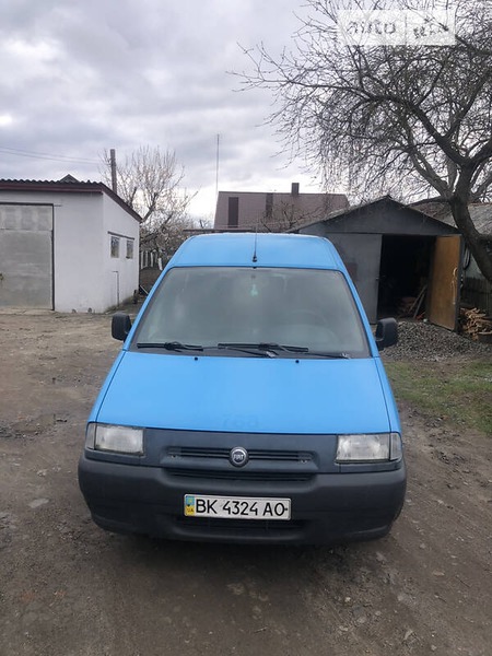 Fiat Scudo 2001  випуску Луцьк з двигуном 1.9 л дизель мінівен механіка за 3000 долл. 