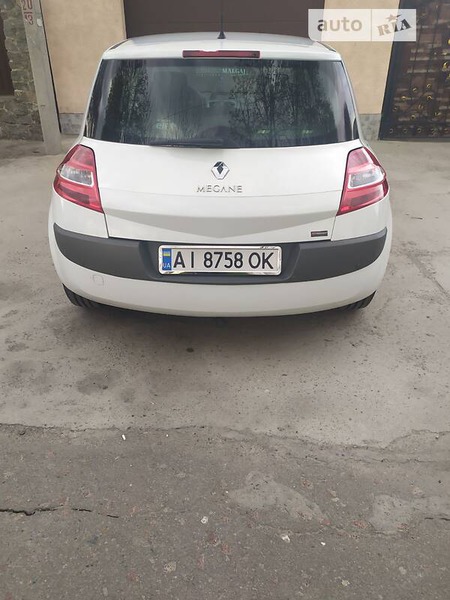 Renault Megane 2008  випуску Київ з двигуном 1.6 л бензин хэтчбек механіка за 5480 долл. 