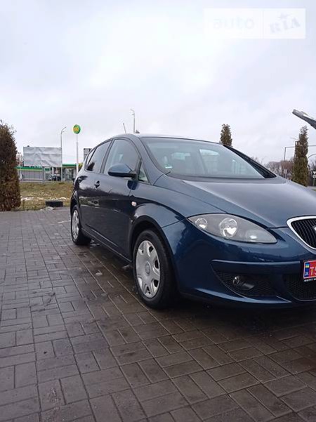 Seat Altea 2006  випуску Рівне з двигуном 0 л бензин хэтчбек механіка за 8000 долл. 