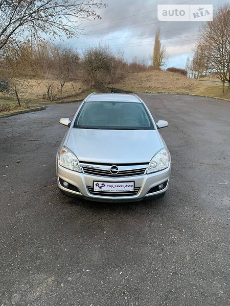 Opel Astra 2008  випуску Рівне з двигуном 1.6 л бензин універсал механіка за 5150 долл. 