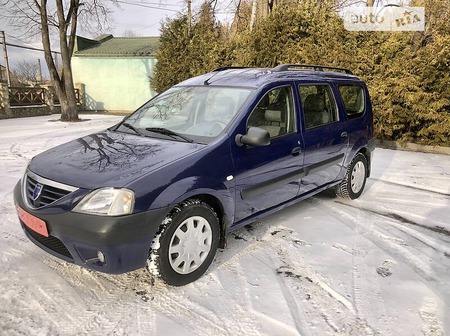 Dacia Logan MCV 2007  випуску Івано-Франківськ з двигуном 1.6 л  універсал механіка за 4900 долл. 