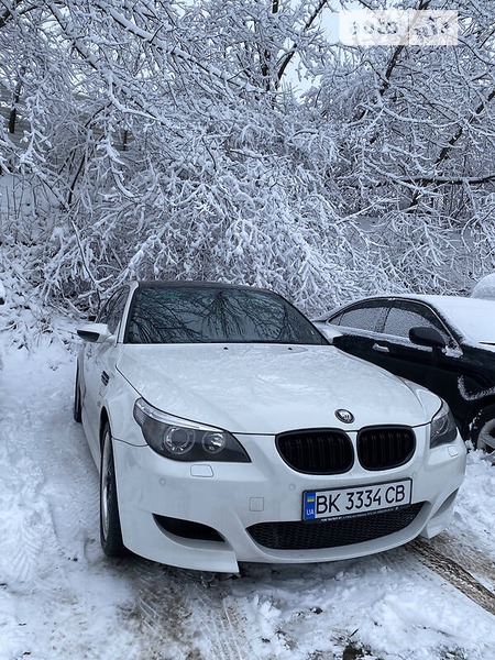 BMW 550 2006  випуску Рівне з двигуном 5 л бензин седан автомат за 25000 долл. 