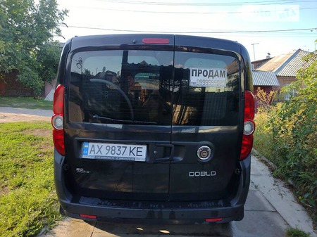 Fiat Doblo 2012  випуску Харків з двигуном 0 л дизель мінівен механіка за 5000 долл. 