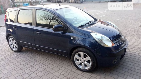 Nissan Note 2006  випуску Рівне з двигуном 1.4 л бензин хэтчбек механіка за 5500 долл. 