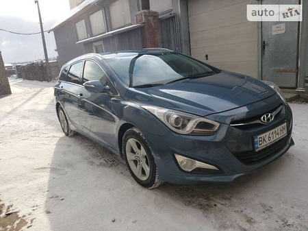 Hyundai i40 2012  випуску Рівне з двигуном 1.7 л дизель універсал  за 9300 долл. 