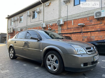 Opel Vectra 2004  випуску Ужгород з двигуном 1.8 л  седан механіка за 5500 долл. 