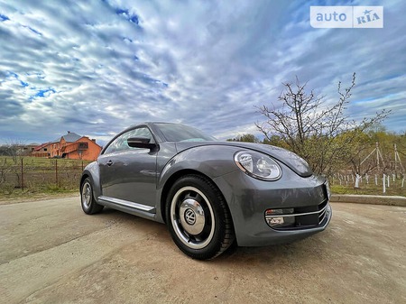 Volkswagen Beetle 2013  випуску Чернівці з двигуном 2.5 л  хэтчбек автомат за 10500 долл. 