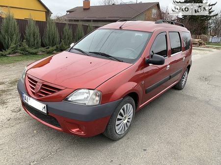 Dacia Logan MCV 2007  випуску Київ з двигуном 1.6 л  універсал механіка за 4550 долл. 