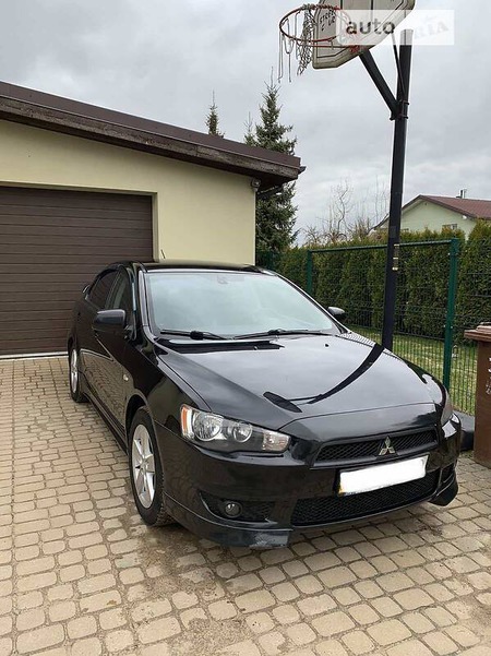 Mitsubishi Lancer 2007  випуску Львів з двигуном 2 л  седан автомат за 8000 долл. 