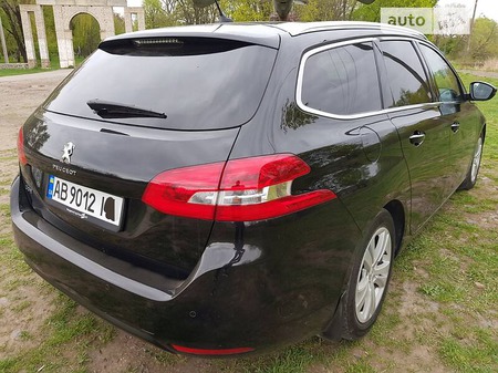Peugeot 308 2014  випуску Вінниця з двигуном 0 л бензин універсал механіка за 9850 долл. 