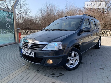 Dacia Logan MCV 2010  випуску Івано-Франківськ з двигуном 1.6 л  універсал механіка за 6450 долл. 