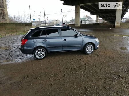 Skoda Fabia 2010  випуску Ужгород з двигуном 1.6 л дизель універсал механіка за 6800 долл. 