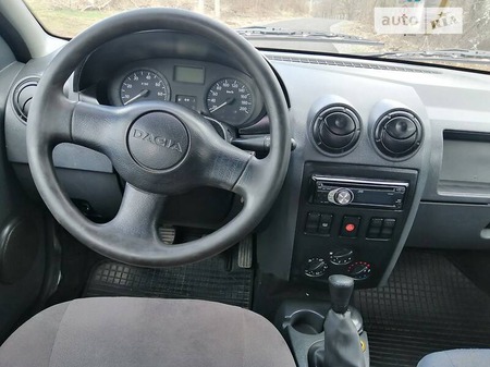 Dacia Logan 2007  випуску Ужгород з двигуном 1.4 л  седан механіка за 4100 долл. 