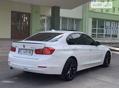 BMW 328 2014  випуску Вінниця з двигуном 2 л дизель седан автомат за 16900 долл. 