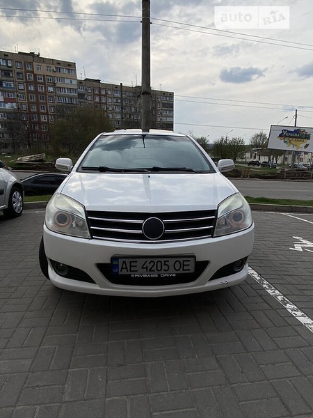 Geely MK 2013  випуску Дніпро з двигуном 1.5 л  седан механіка за 3800 долл. 