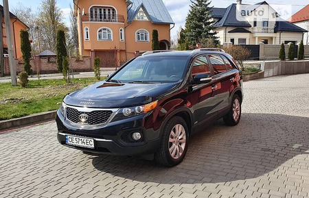 KIA Sorento 2010  випуску Чернівці з двигуном 2.2 л дизель позашляховик автомат за 11999 долл. 