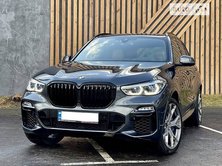 BMW X5 2019  випуску Львів з двигуном 3 л бензин позашляховик автомат за 66500 долл. 